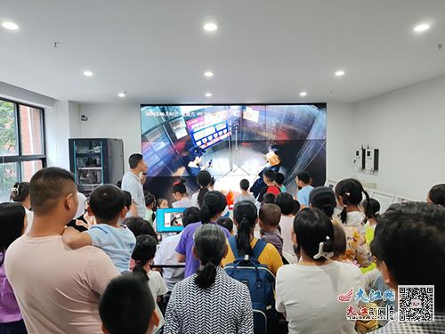 赣州市公房管理服务中心 建营公司 开展 六一 安全宣传活动