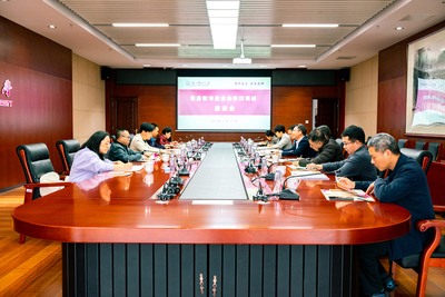 香港智华基金顾问潘旭波先生一行到访我校